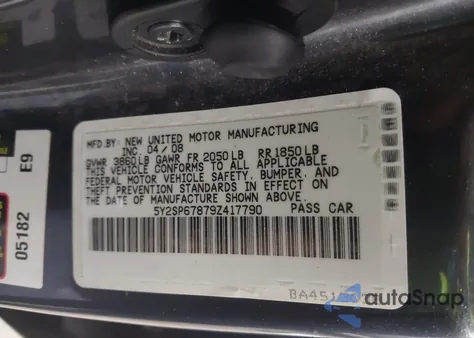 2009 Pontiac Vibe z USA, uszkodzony, nr VIN 5Y2SP67879Z417790